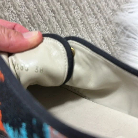 CHANEL Interlocking CC Multicolor Tweed Sneakers 38 - Picture 11 of 11